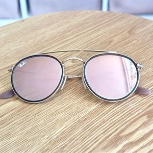 Rose gold Ray Ban aviators
